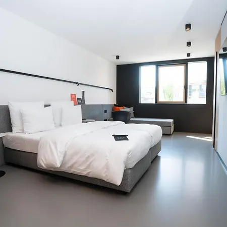 Grefis Muenchen-graefelfing 酒店 4*