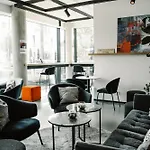 Grefis Muenchen-graefelfing فندق 4*
